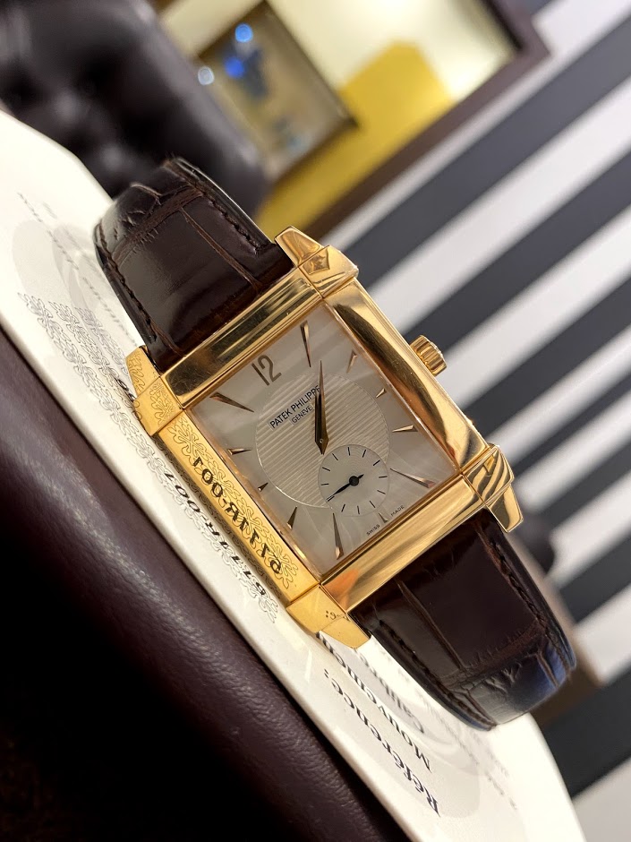 Швейцарские часы Patek Philippe Gondolo 5111R-001 #1