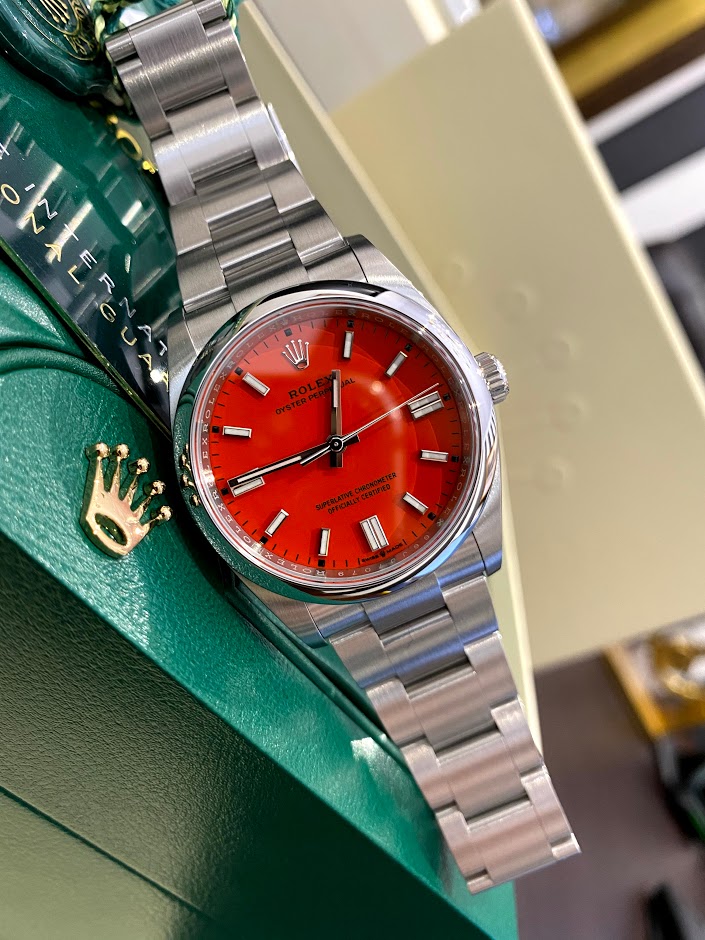 Швейцарские часы Rolex Oyster Perpetual 36 126000-0007 #1