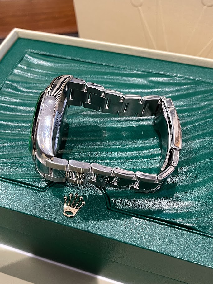 Швейцарские часы Rolex Milgauss 40mm Steel 116400GV #4