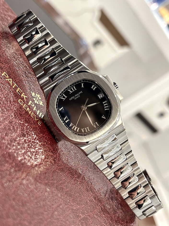 Швейцарские часы Patek Philippe Nautilus 3800/1A-001 #1