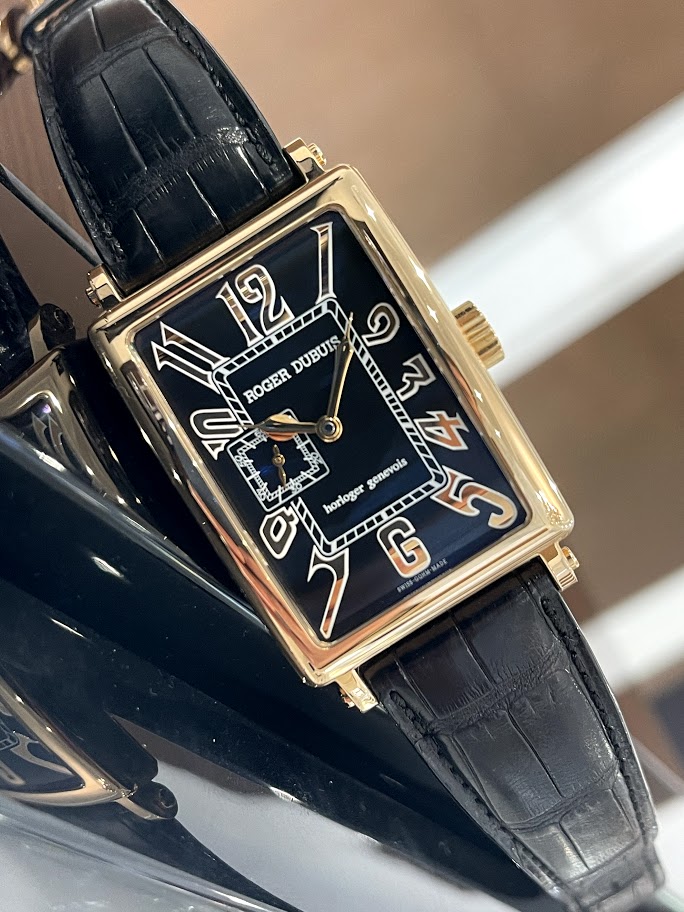 Швейцарские часы Roger Dubuis Much More Limited Edition #1