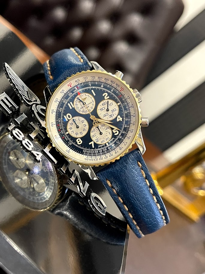 Швейцарские часы Breitling Navitimer D33030 #1