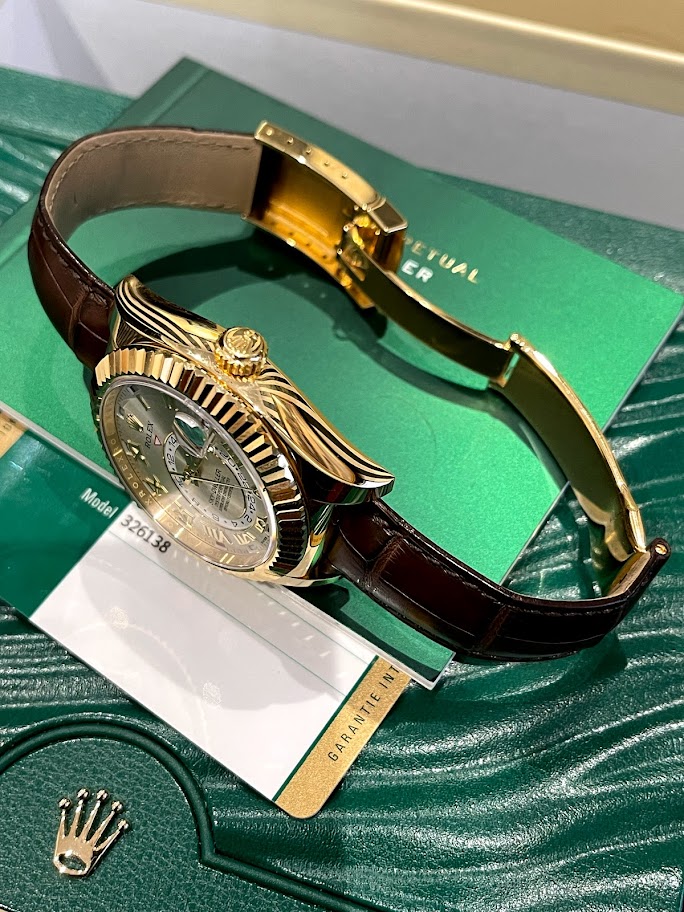 Швейцарские часы Rolex Sky-Dweller  42 mm, yellow gold 326138-0003 #3