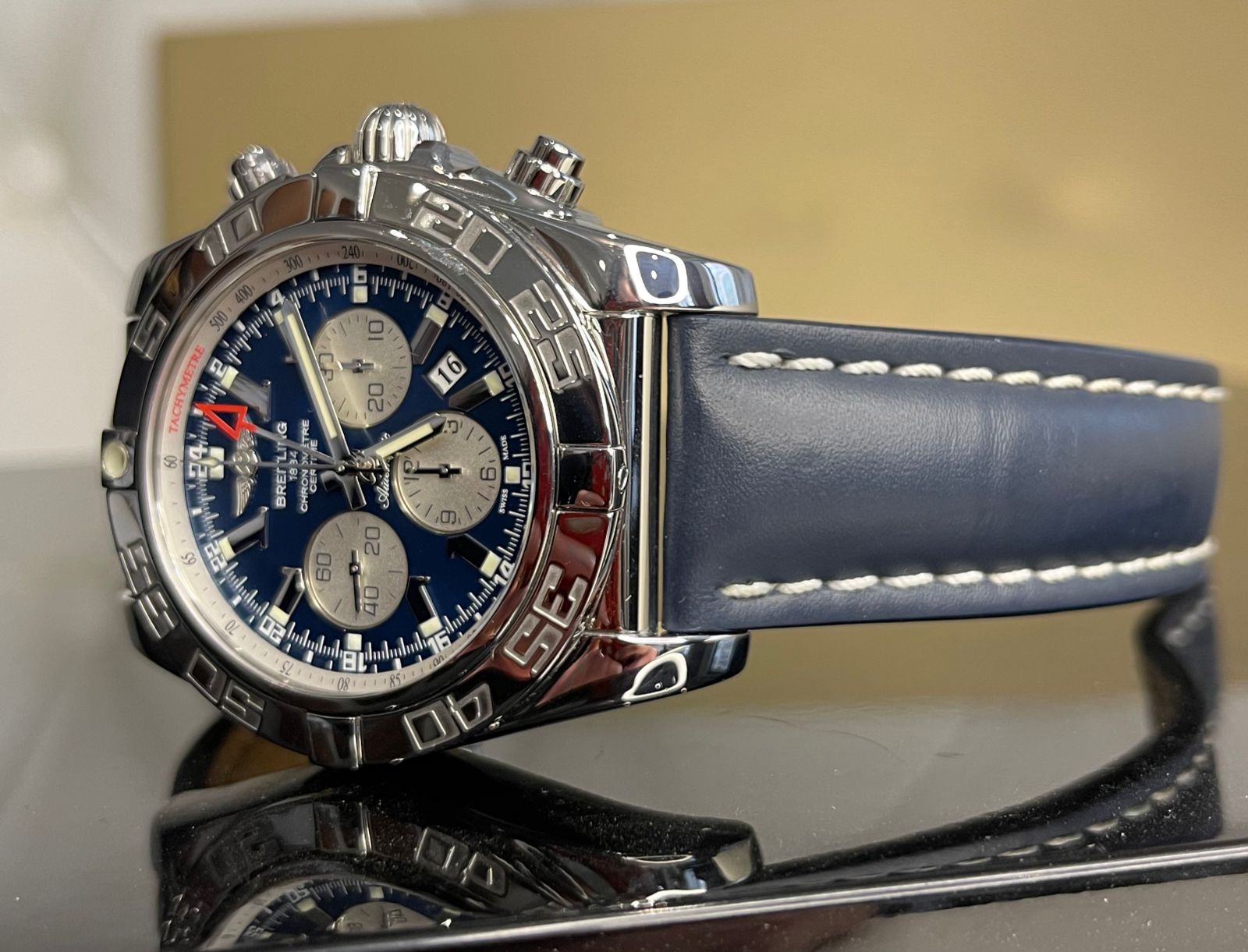 Швейцарские часы Breitling Chronomat GMT AB0410-021 #3