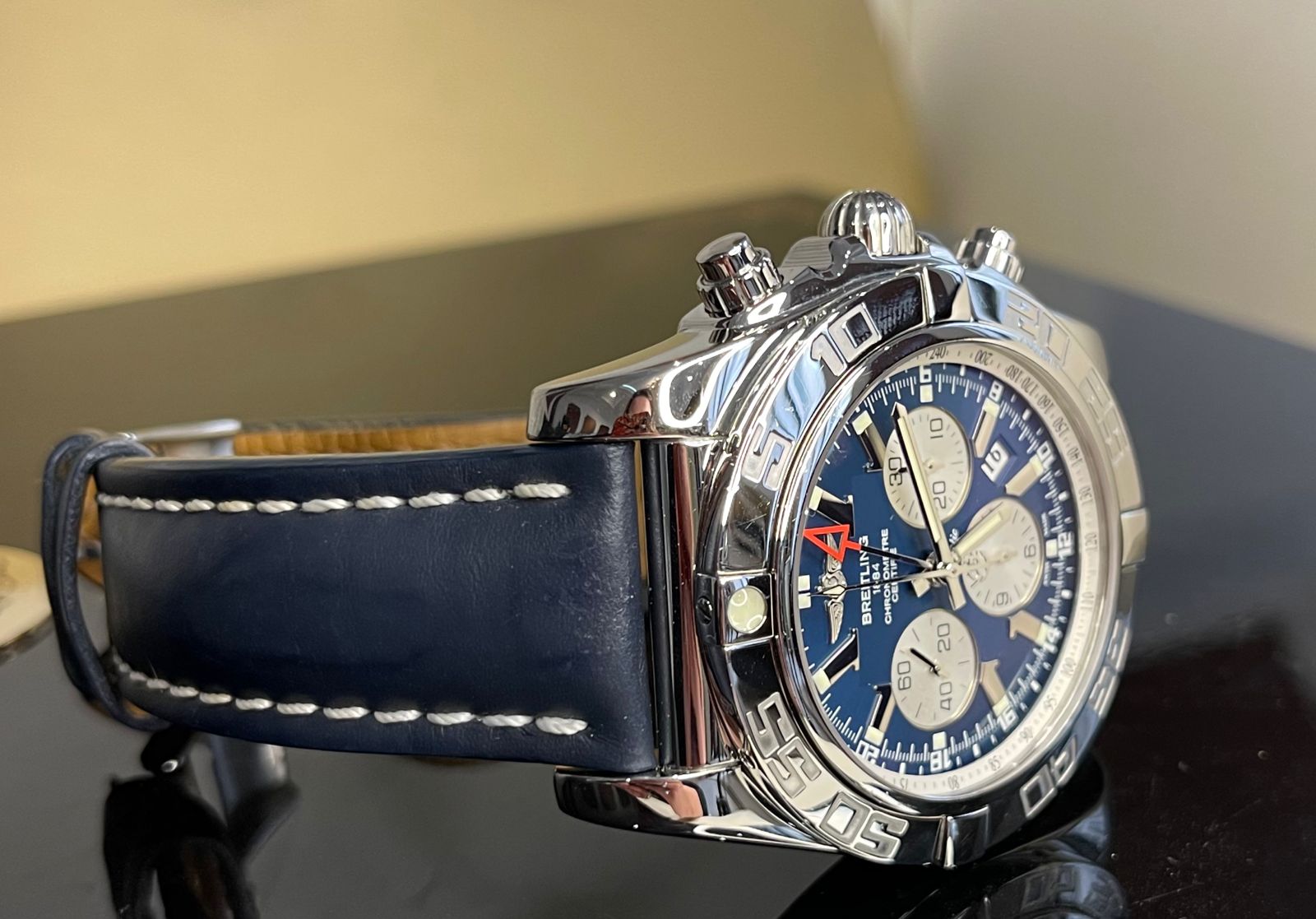 Швейцарские часы Breitling Chronomat GMT AB0410-021 #4