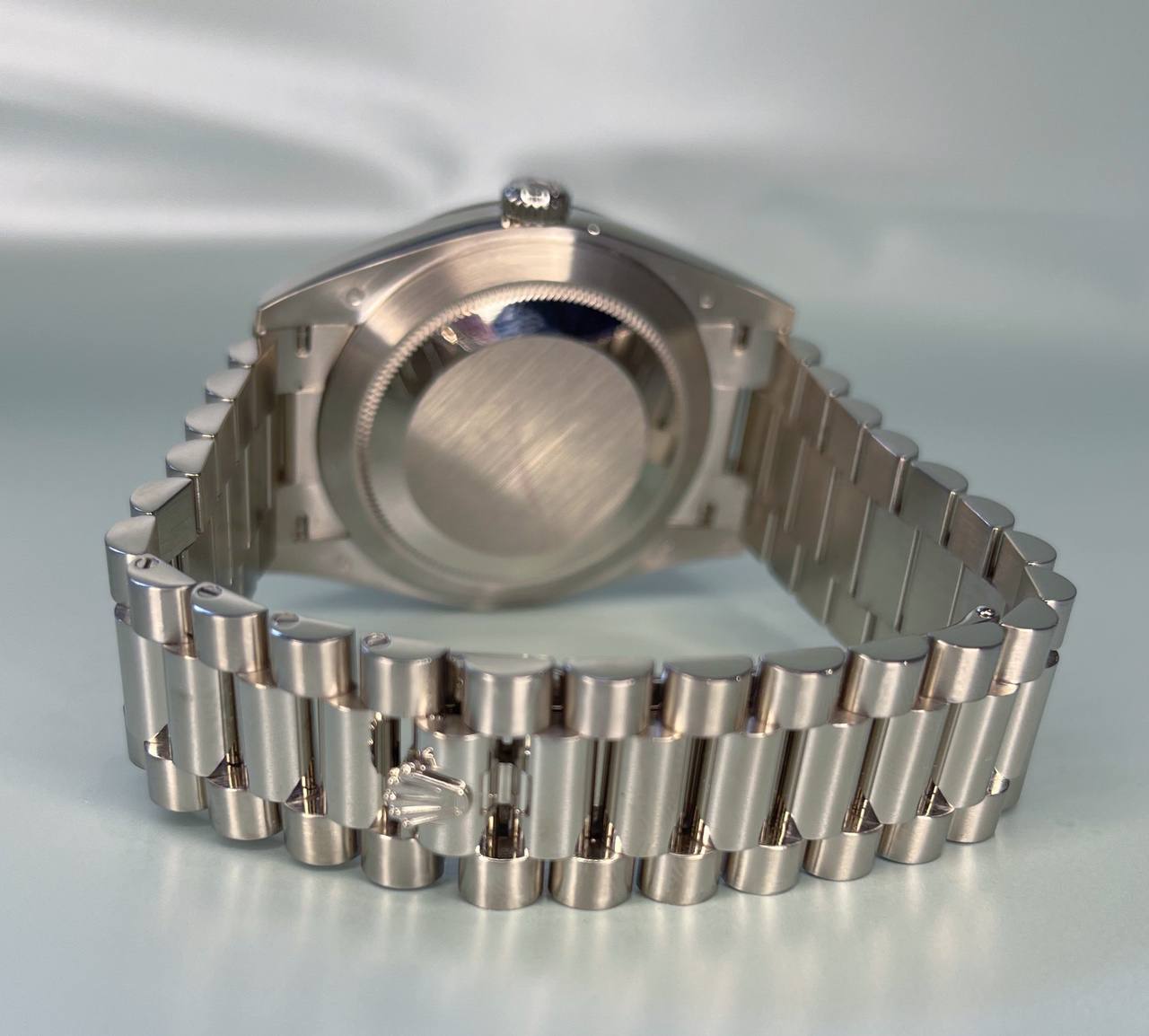 Швейцарские часы Rolex Rolex Day-Date  40MM WHITE GOLD 228239 #7
