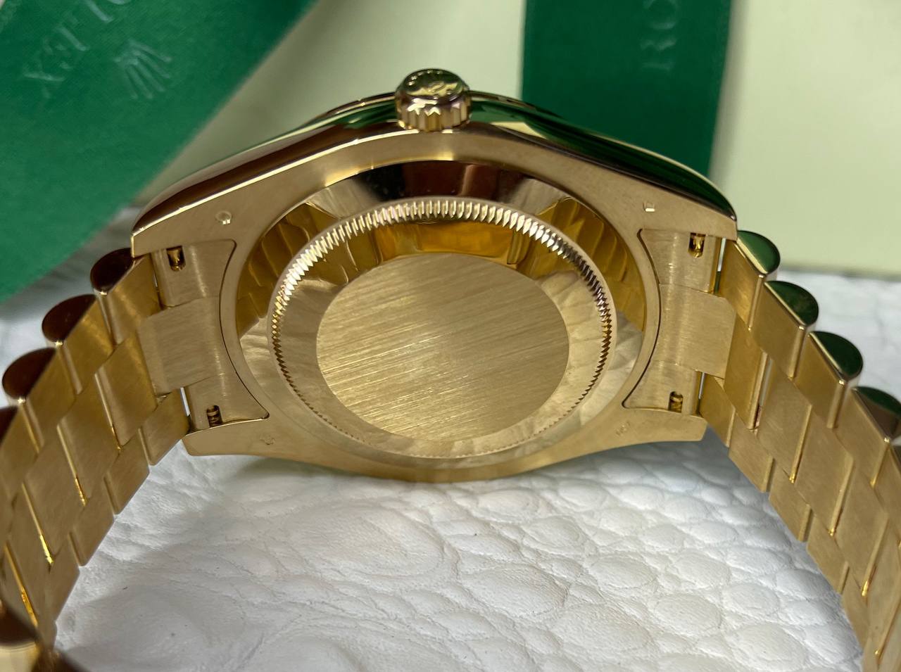 Швейцарские часы Rolex Rolex II 41mm Yellow Gold 218238 Champagne Diamonds #6